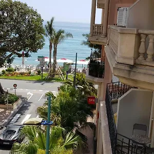 https://apartment-victoria-palace-sea-view.fr-provencehotel.com